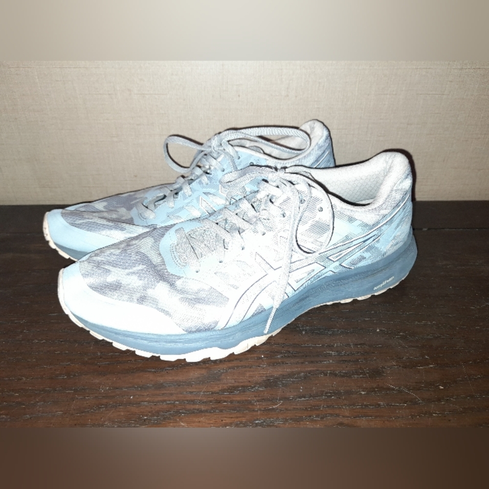 Asics Gray GEL Sneakers with Lightweight Mesh Upper
